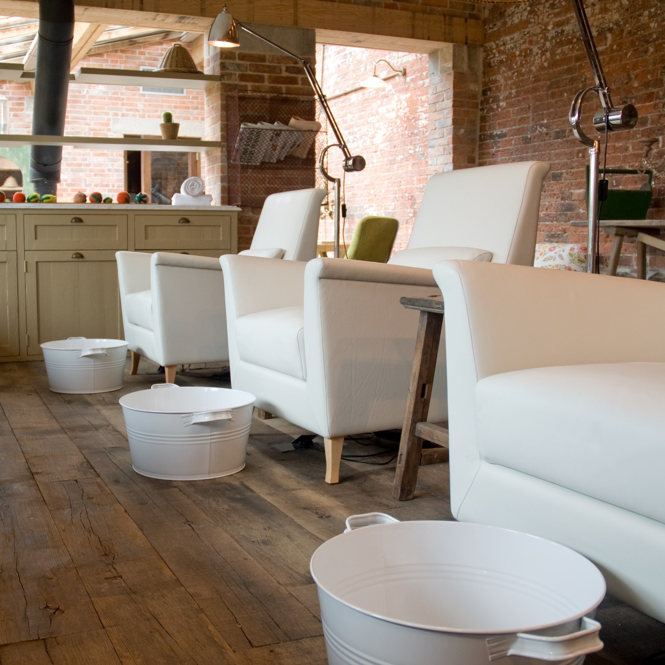COWSHED SPA AT BABINGTON HOUSE